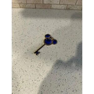 Disney Keychain - Key To The Kingdom - Birthstone Minnie - September     118‎